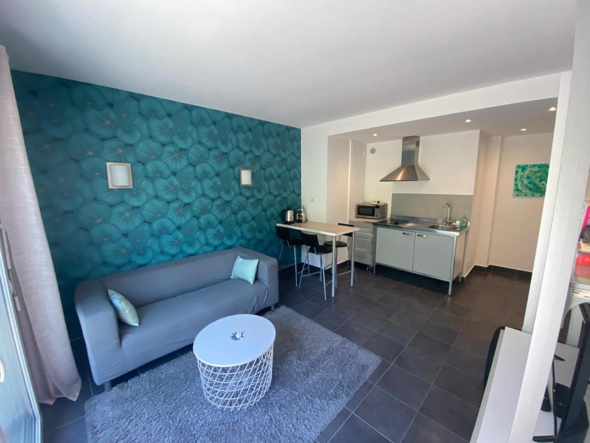 Les Suites Du Port Le Bourget-du-Lac Exteriör bild
