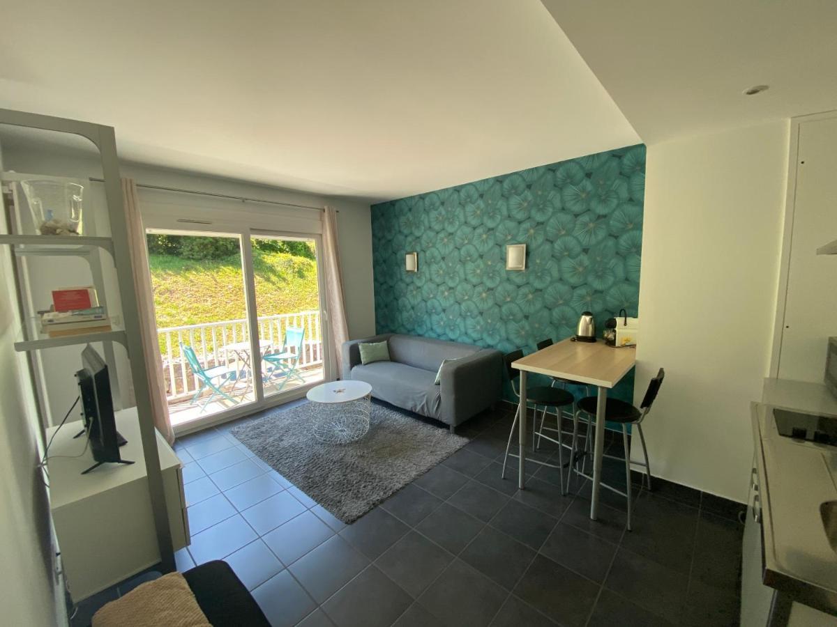 Les Suites Du Port Le Bourget-du-Lac Exteriör bild